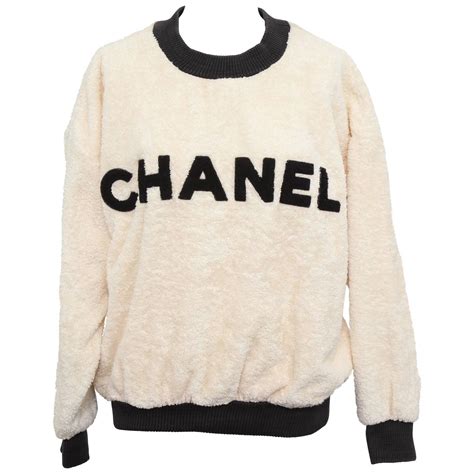 sweat chanel vintage femme|real real chanel sweaters.